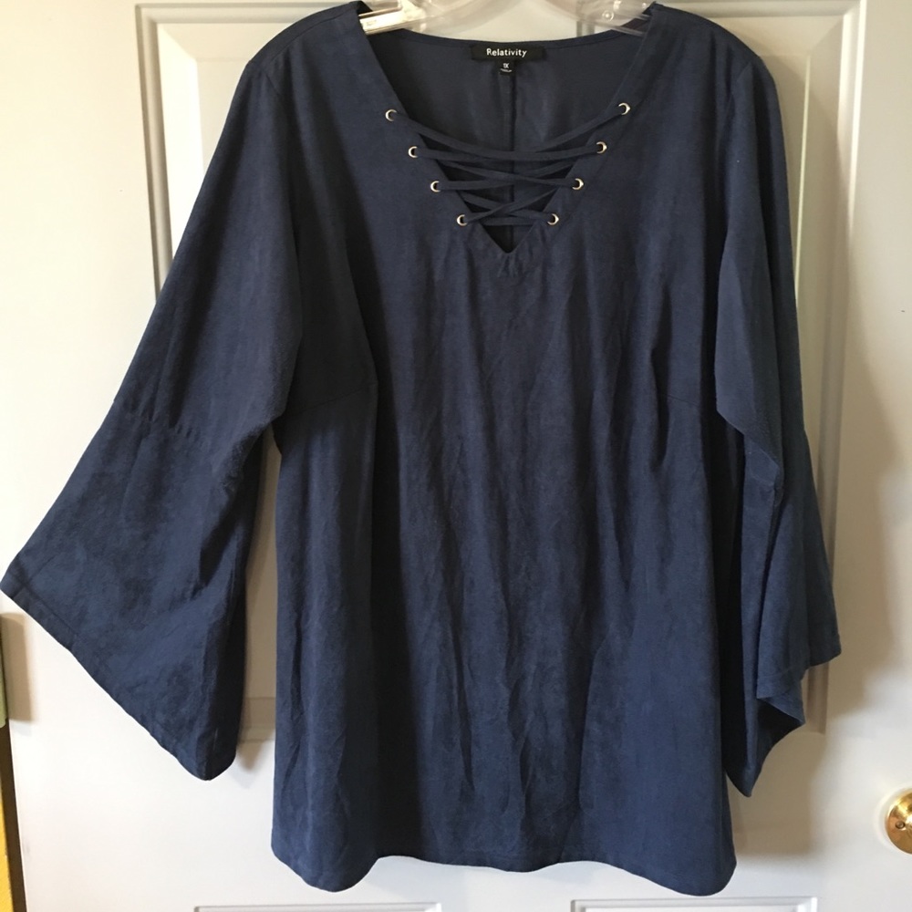 Relativity Flowing Sleeve Top